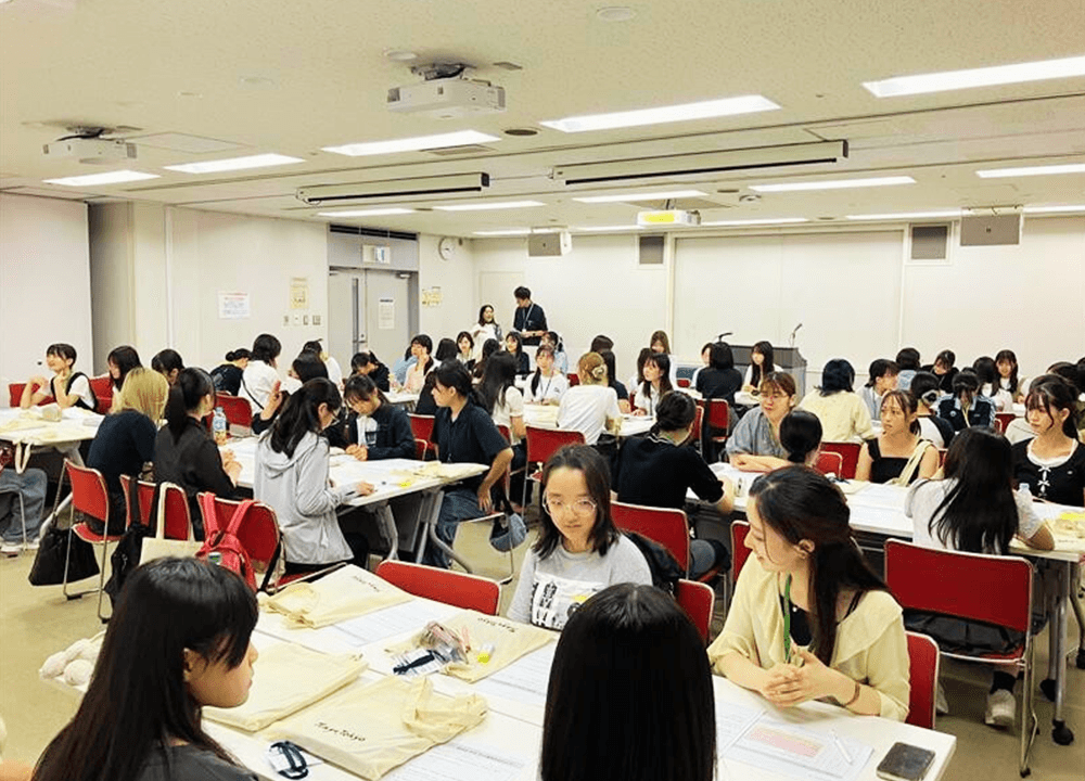 女子大学生との座談会