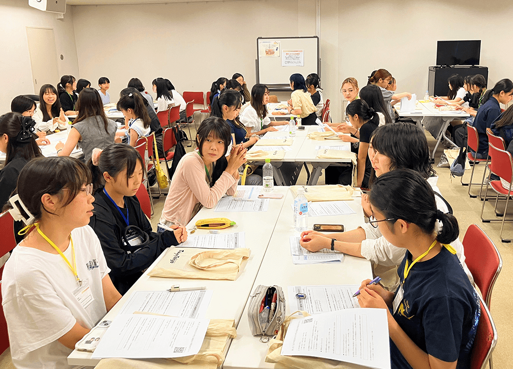 女子大学生との座談会